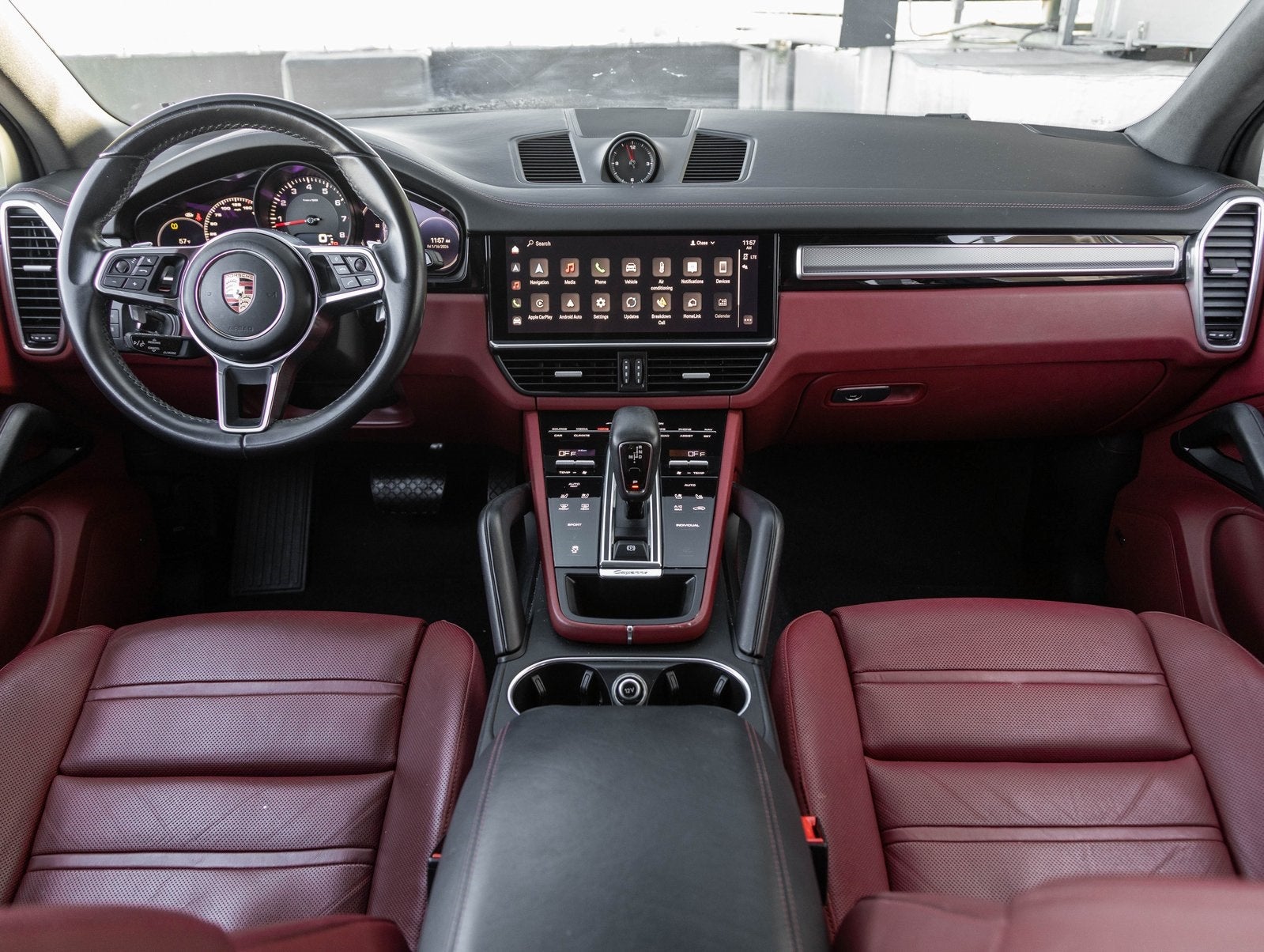 2023 Porsche Cayenne Cayenne Platinum Edition (MY23)