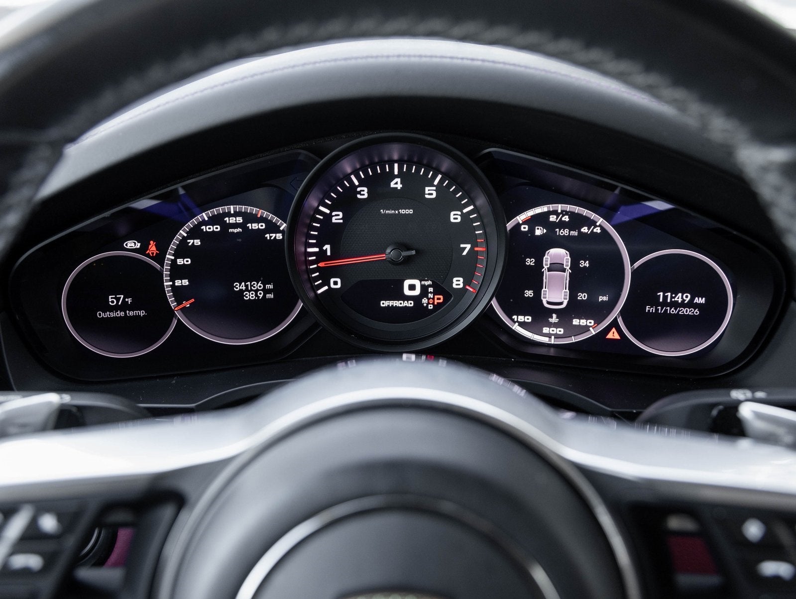 2023 Porsche Cayenne Cayenne Platinum Edition (MY23)