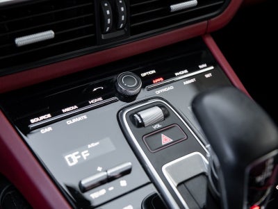 2023 Porsche Cayenne Cayenne Platinum Edition (MY23)