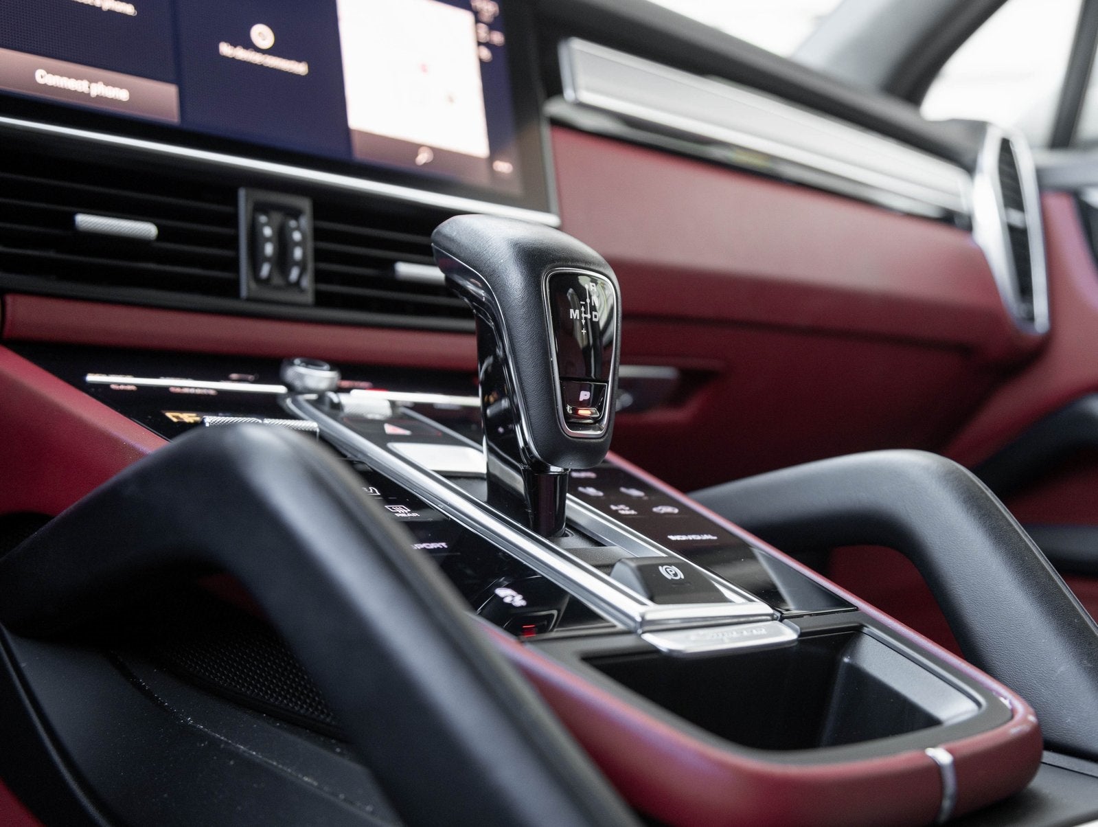 2023 Porsche Cayenne Cayenne Platinum Edition (MY23)