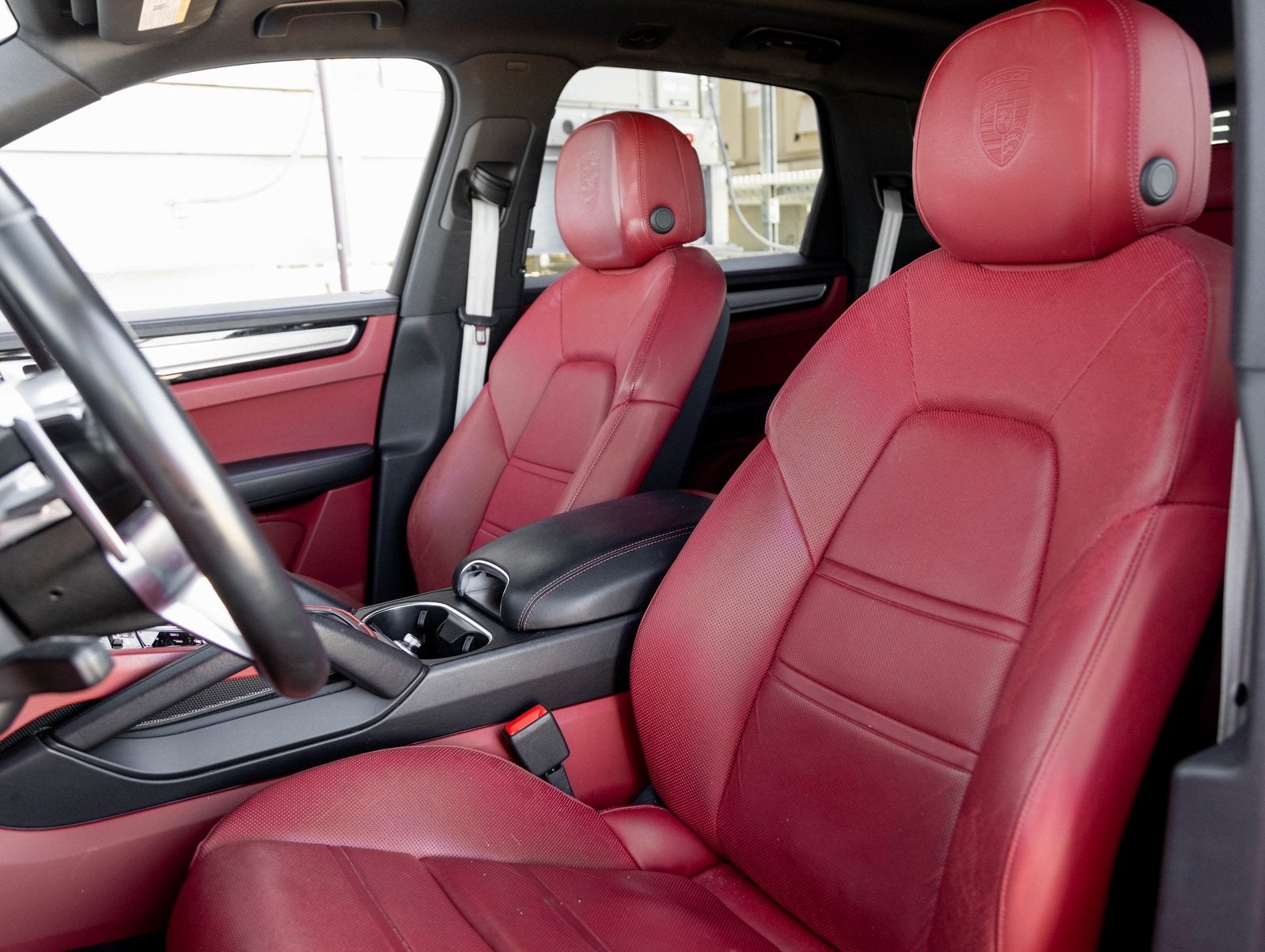 2023 Porsche Cayenne Cayenne Platinum Edition (MY23)