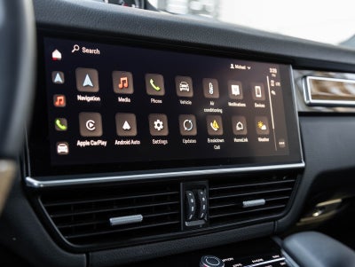 2023 Porsche Cayenne Cayenne Platinum Edition (MY23)