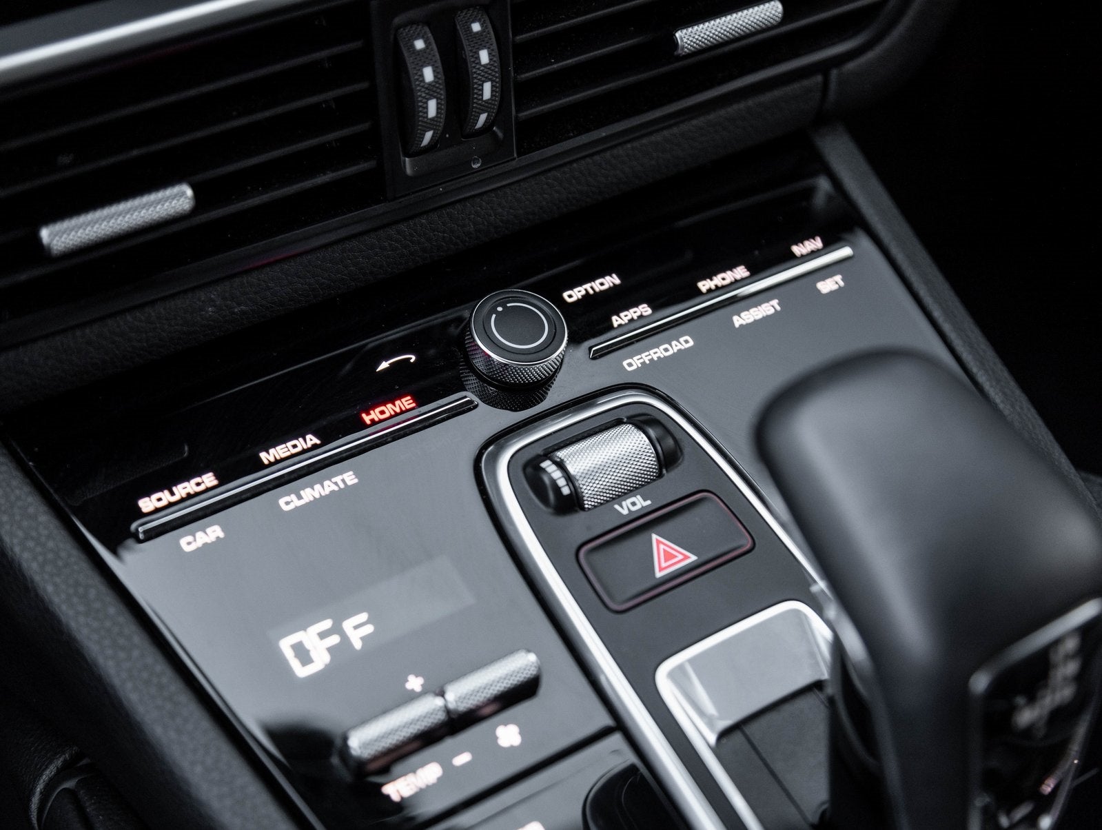 2023 Porsche Cayenne Cayenne Platinum Edition (MY23)