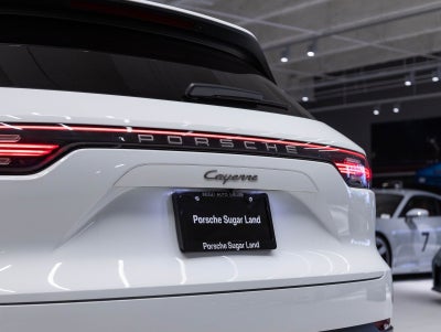 2023 Porsche Cayenne Cayenne Platinum Edition (MY23)