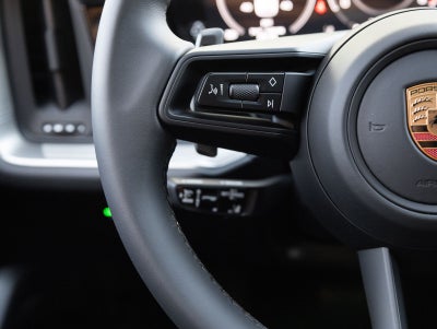 2026 Porsche Cayenne AWD