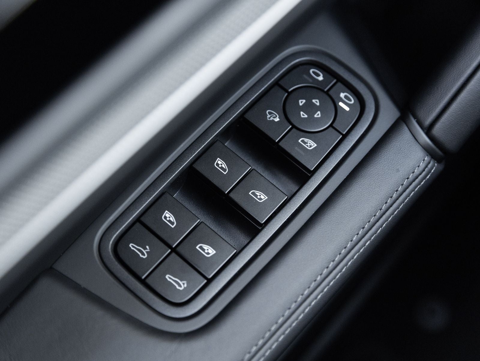 2026 Porsche Cayenne AWD