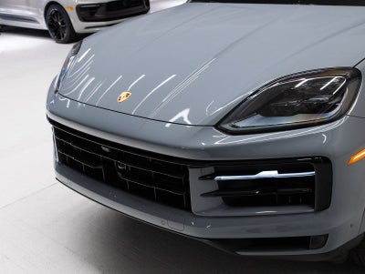 2026 Porsche Cayenne AWD