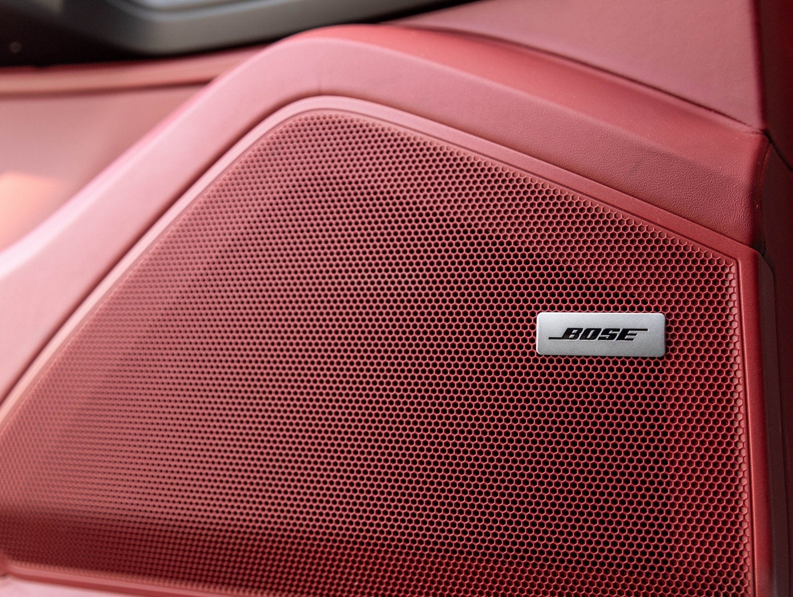 2022 Porsche Cayenne Cayenne Platinum Edition (MY22)