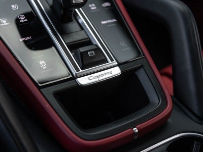 2022 Porsche Cayenne Cayenne Platinum Edition (MY22)