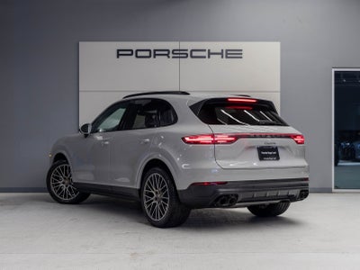 2022 Porsche Cayenne Cayenne Platinum Edition (MY22)