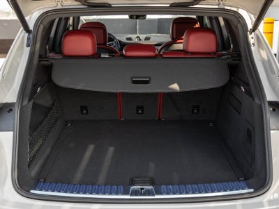 2022 Porsche Cayenne Cayenne Platinum Edition (MY22)