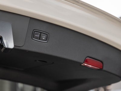 2022 Porsche Cayenne Cayenne Platinum Edition (MY22)