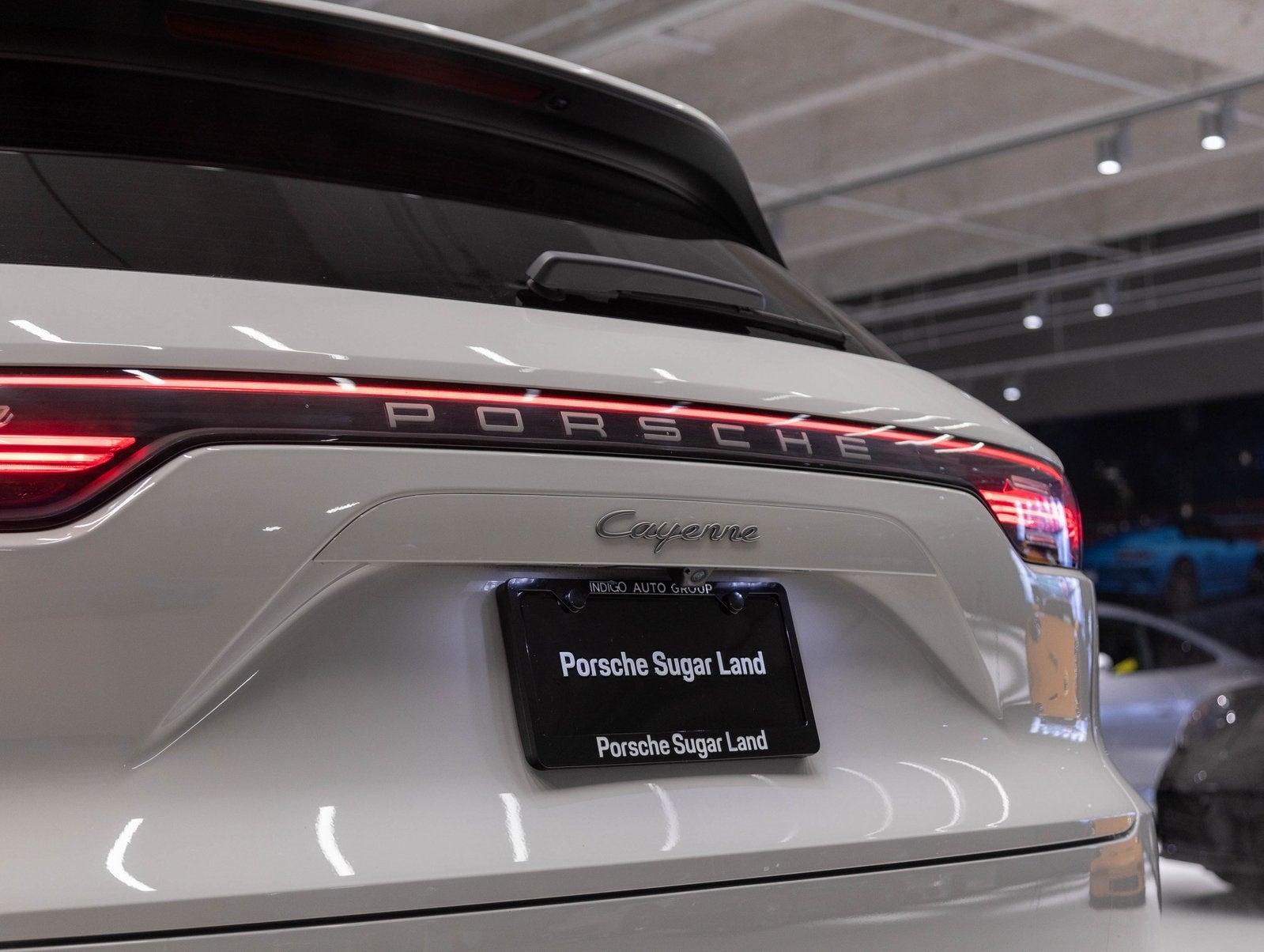 2022 Porsche Cayenne Cayenne Platinum Edition (MY22)