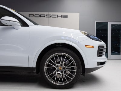 2023 Porsche Cayenne Platinum Edition