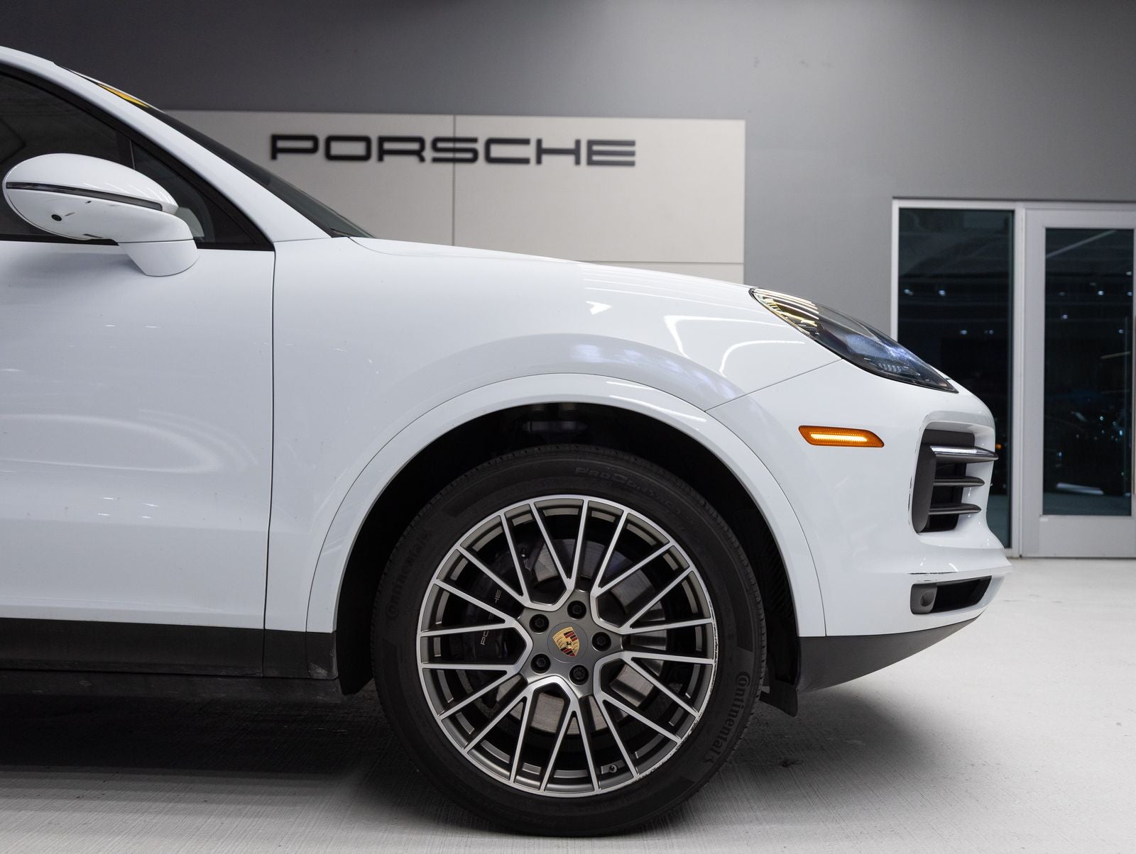 2023 Porsche Cayenne Platinum Edition