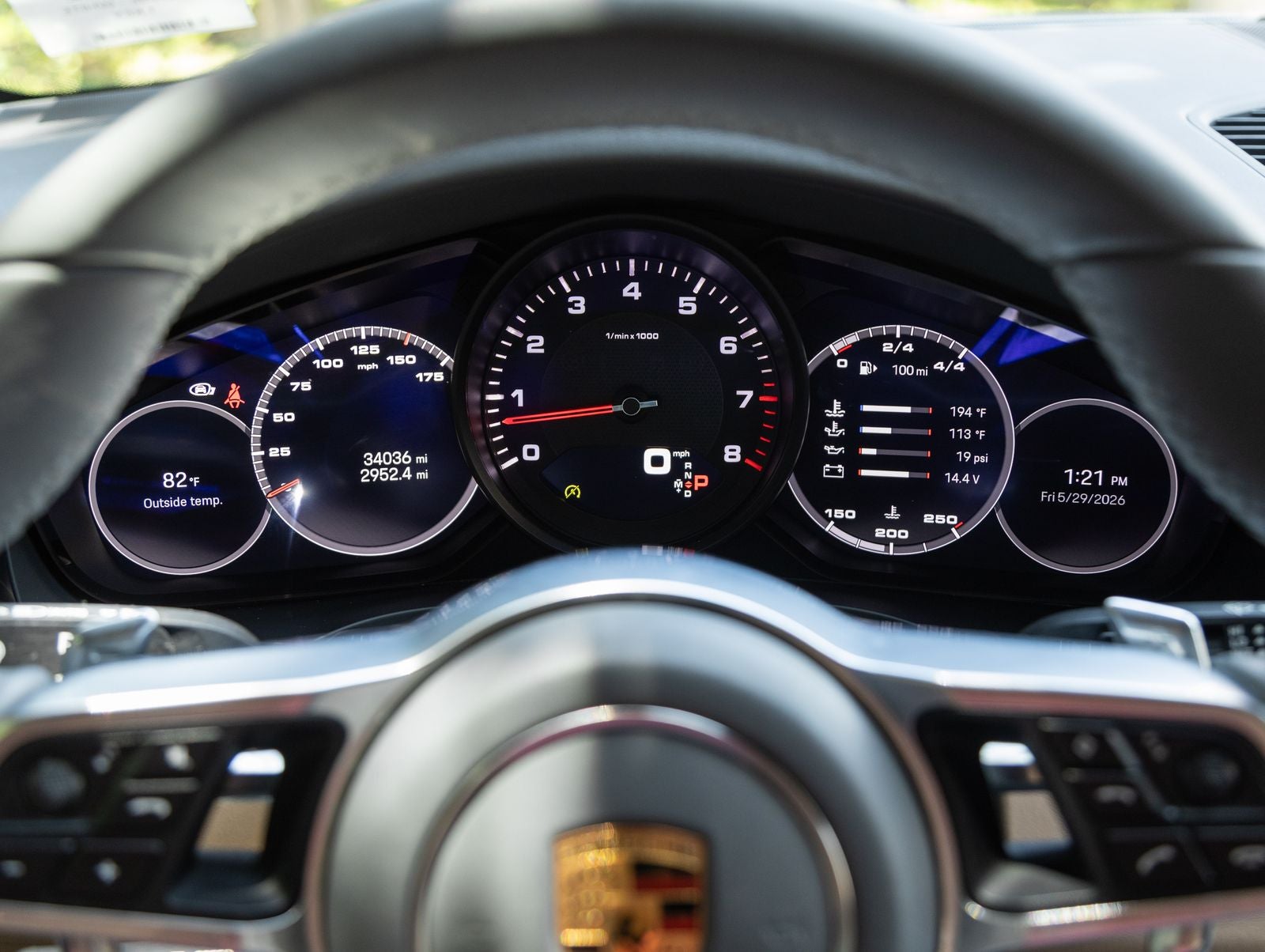 2023 Porsche Cayenne Platinum Edition