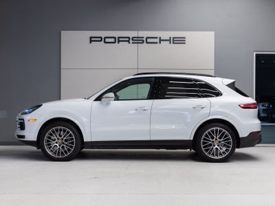 2023 Porsche Cayenne Platinum Edition