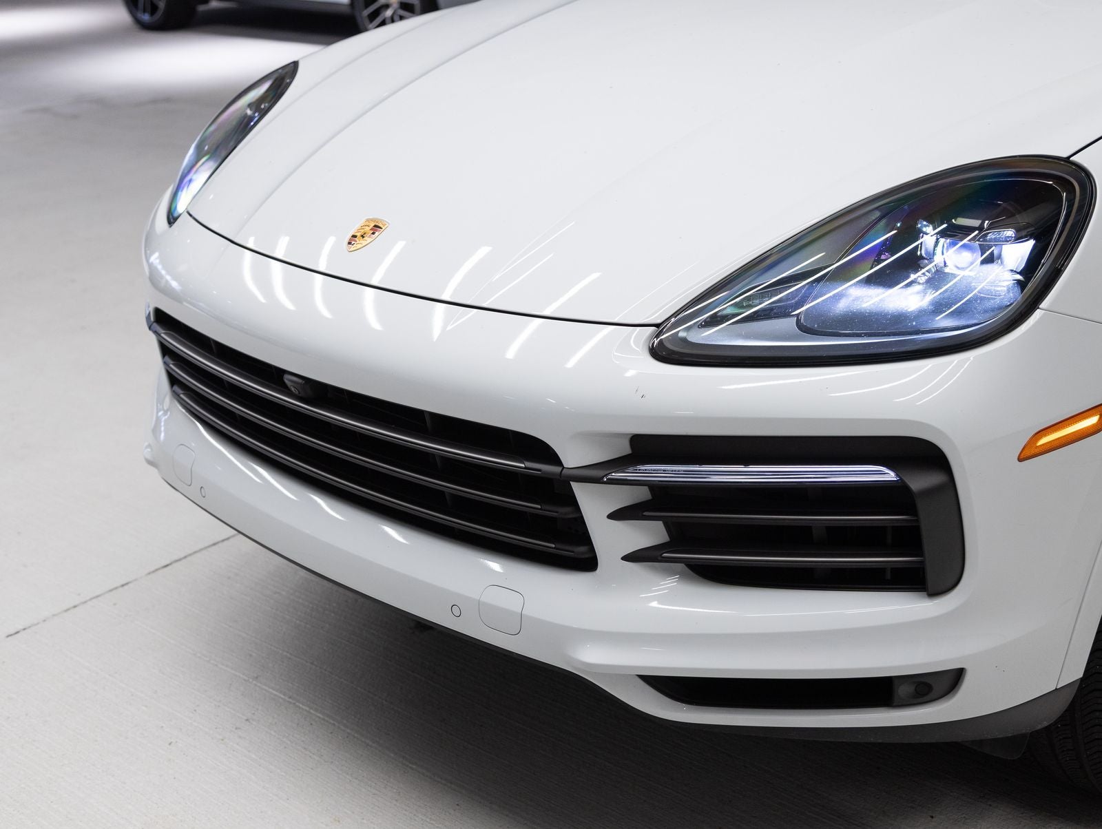 2023 Porsche Cayenne Platinum Edition