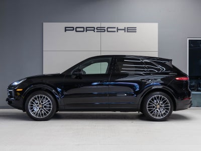 2023 Porsche Cayenne Cayenne (MY23)