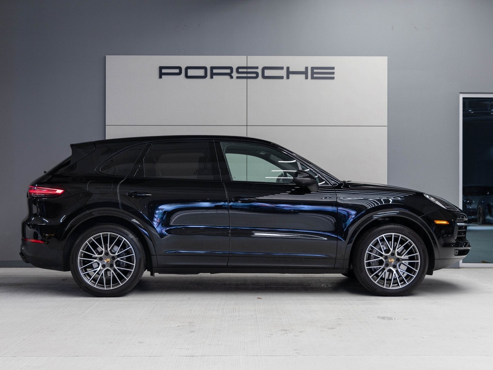 2023 Porsche Cayenne Cayenne (MY23)