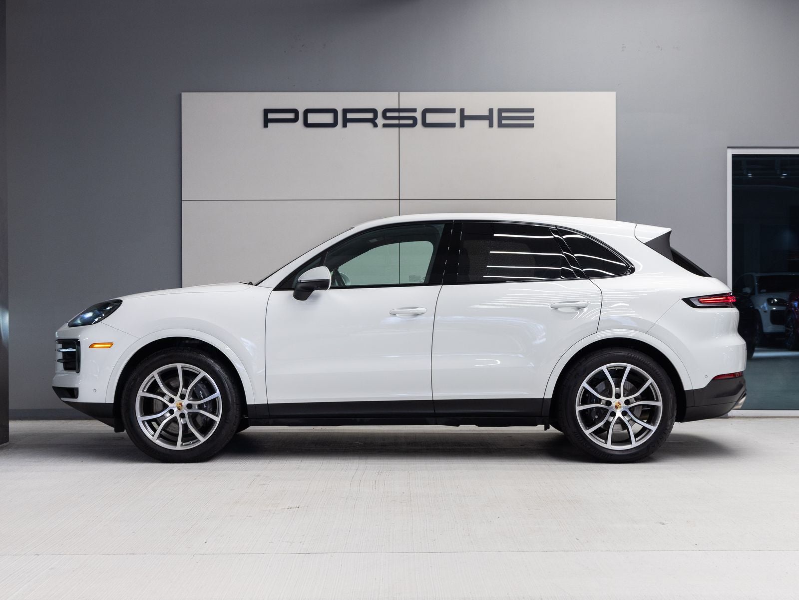 2024 Porsche Cayenne Cayenne (MY24)