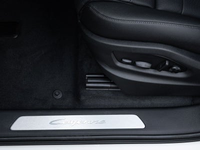 2026 Porsche Cayenne AWD