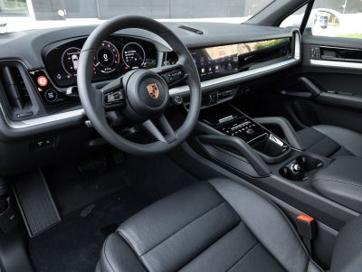 2026 Porsche Cayenne AWD