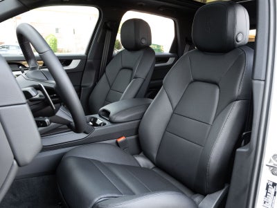 2026 Porsche Cayenne AWD