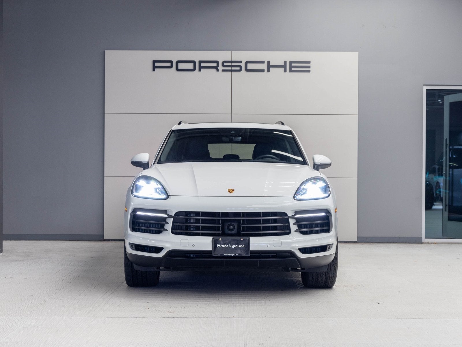 2022 Porsche Cayenne Cayenne Platinum Edition (MY22)