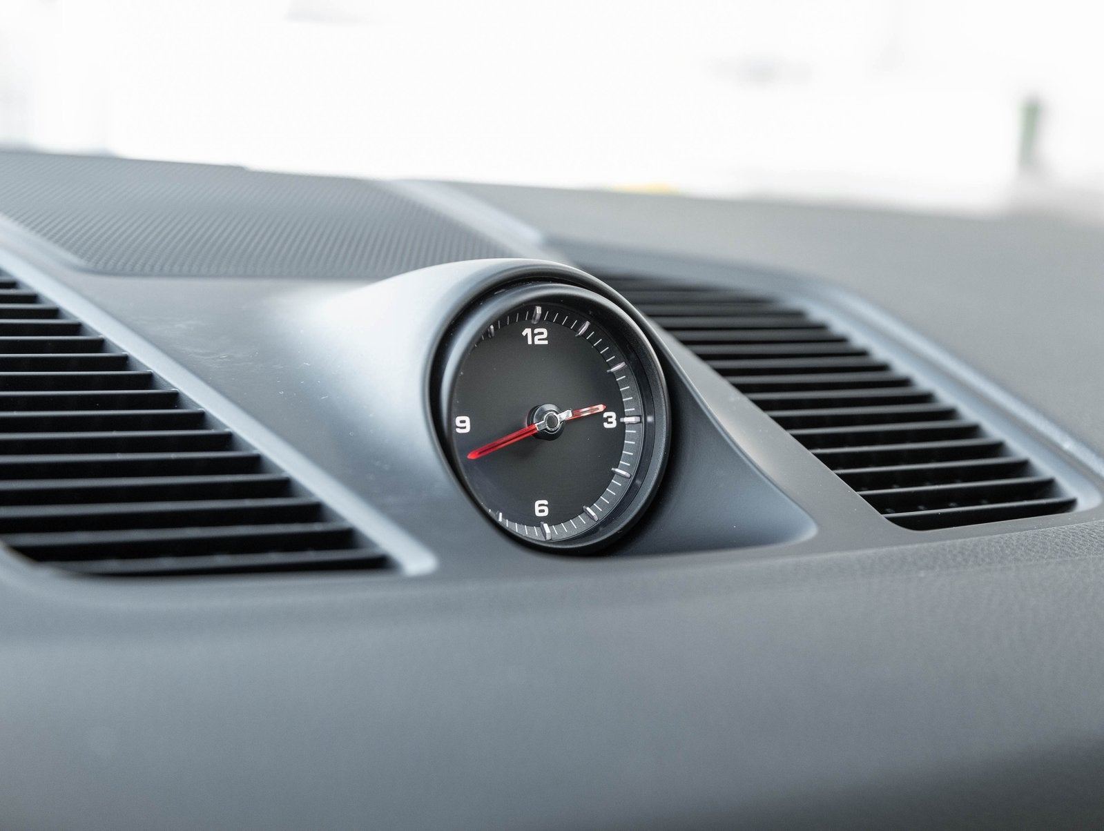 2022 Porsche Cayenne Cayenne Platinum Edition (MY22)