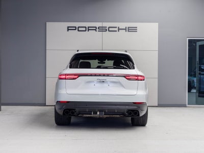 2022 Porsche Cayenne Cayenne Platinum Edition (MY22)