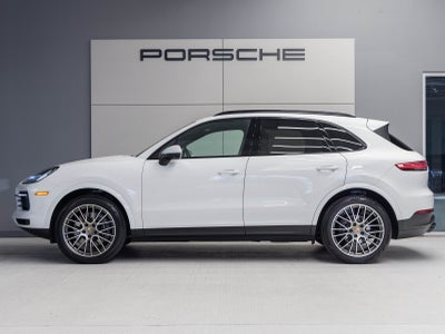 2023 Porsche Cayenne Cayenne Platinum Edition (MY23)