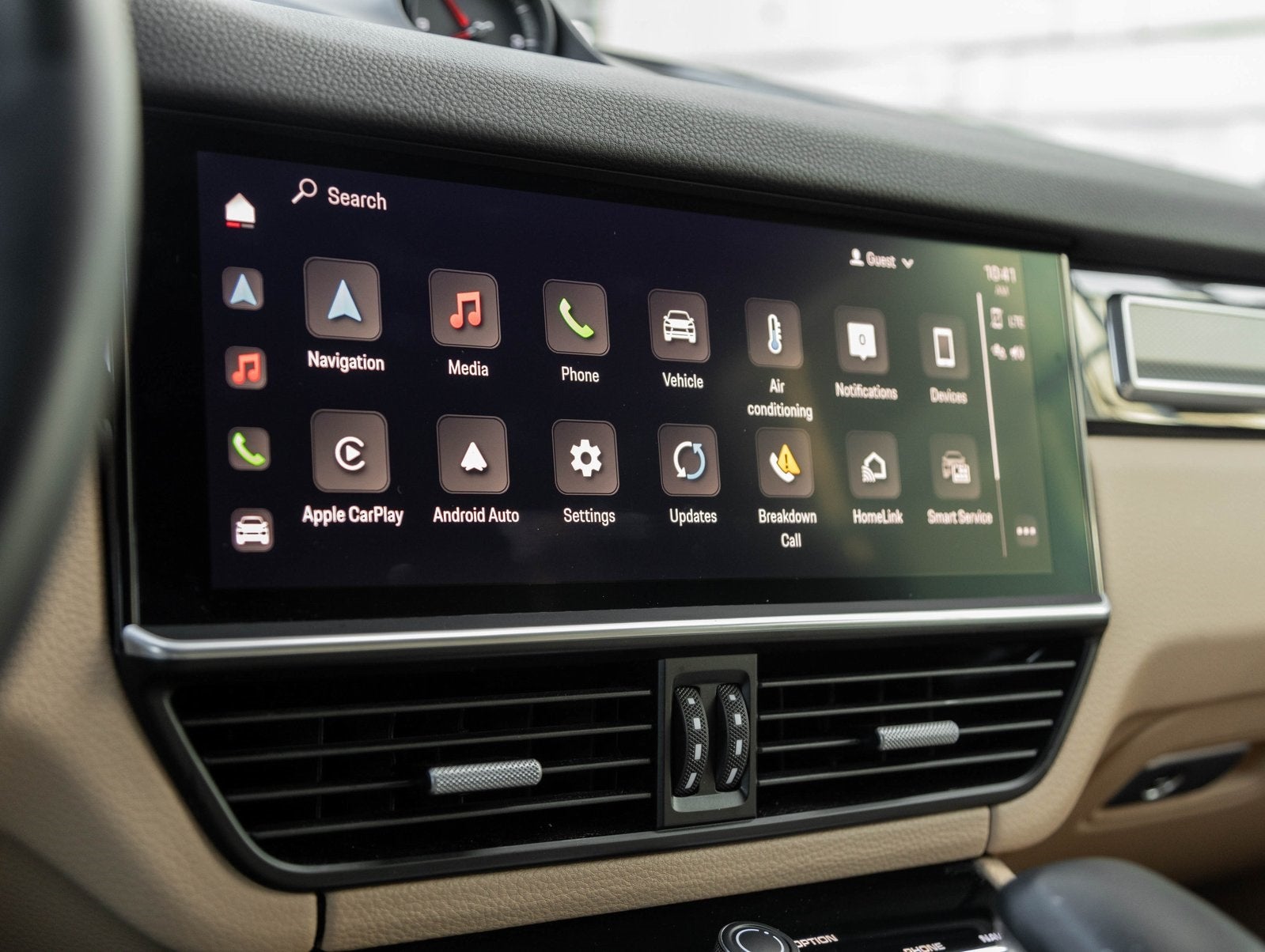 2023 Porsche Cayenne Cayenne Platinum Edition (MY23)