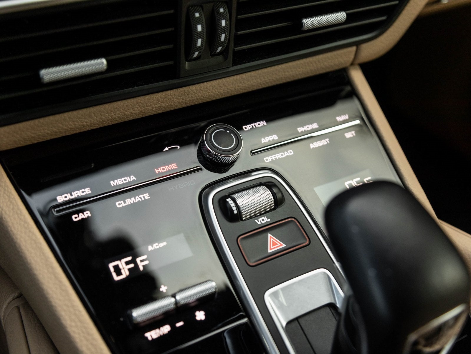 2023 Porsche Cayenne Cayenne Platinum Edition (MY23)