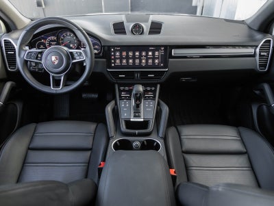 2022 Porsche Cayenne Cayenne Platinum Edition (MY22)