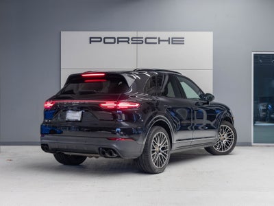 2022 Porsche Cayenne Cayenne Platinum Edition (MY22)