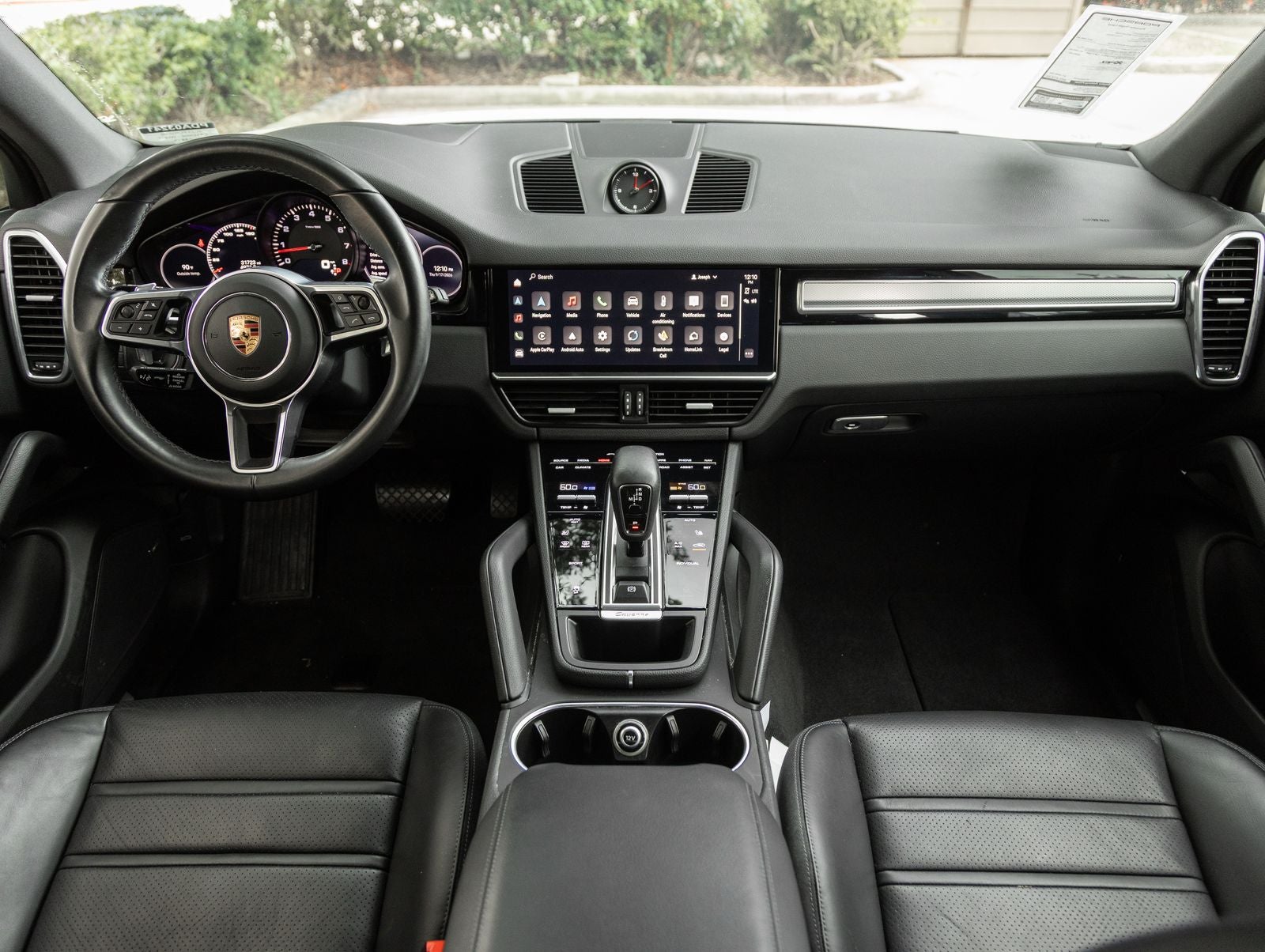2023 Porsche Cayenne Cayenne Platinum Edition