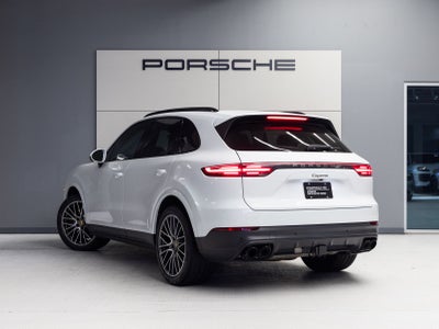 2023 Porsche Cayenne Cayenne Platinum Edition