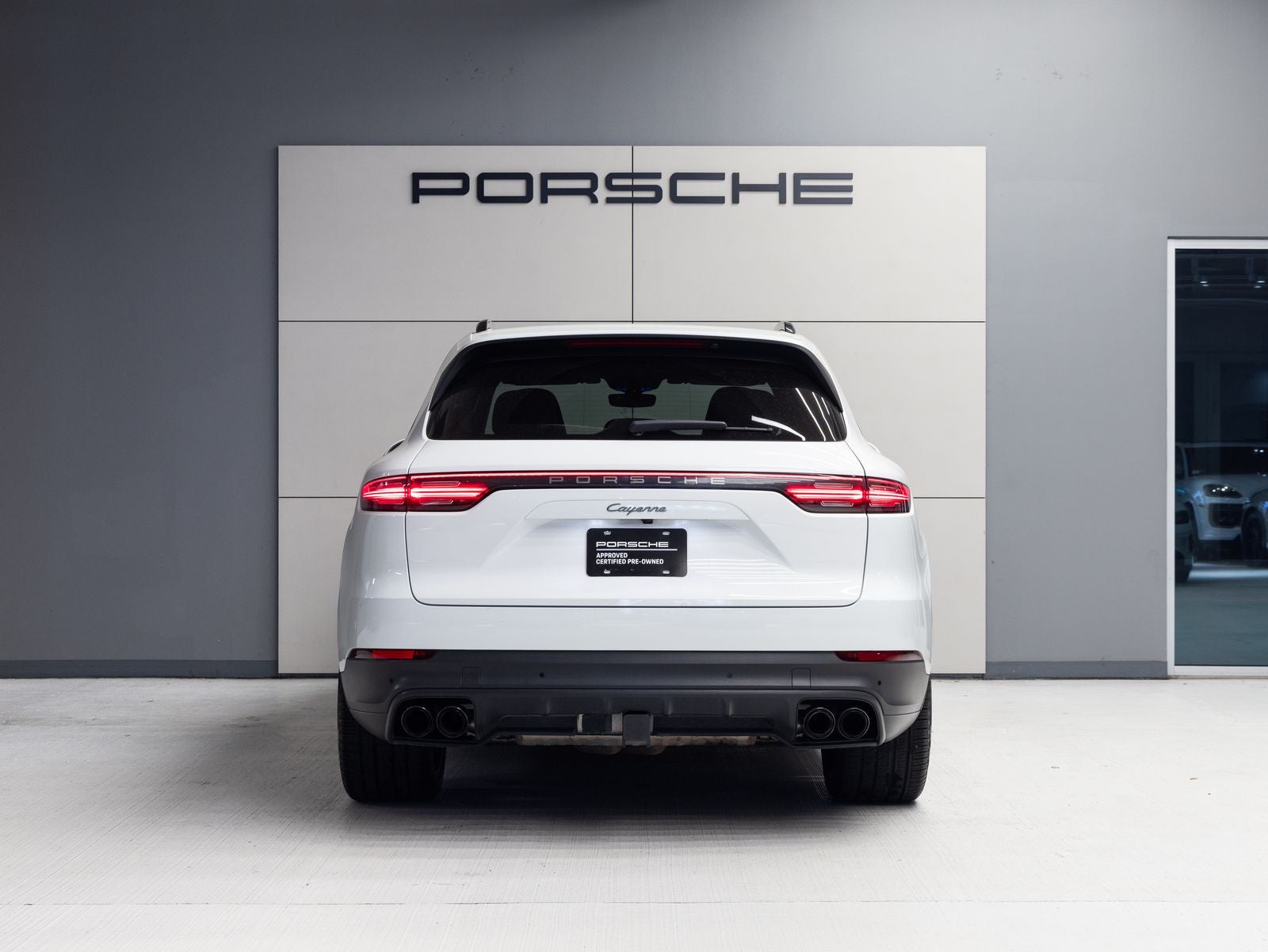 2023 Porsche Cayenne Cayenne Platinum Edition