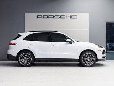 2023 Porsche Cayenne Cayenne Platinum Edition