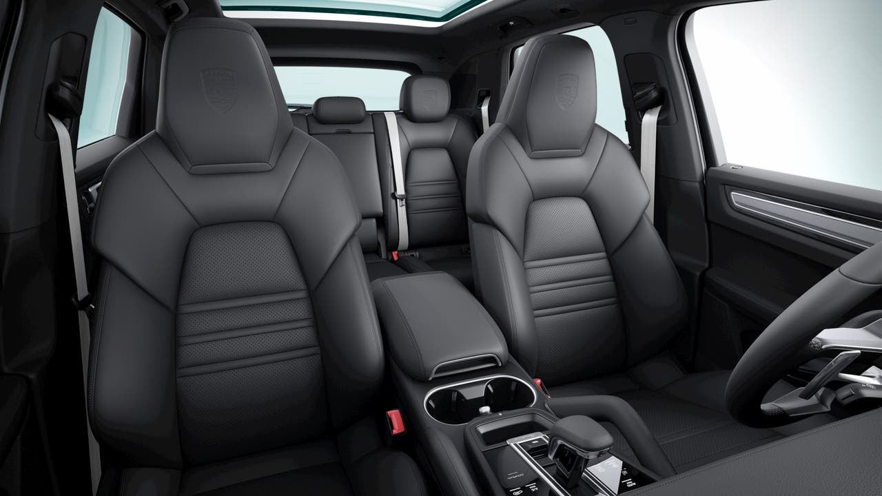 2023 Porsche Cayenne Cayenne Platinum Edition