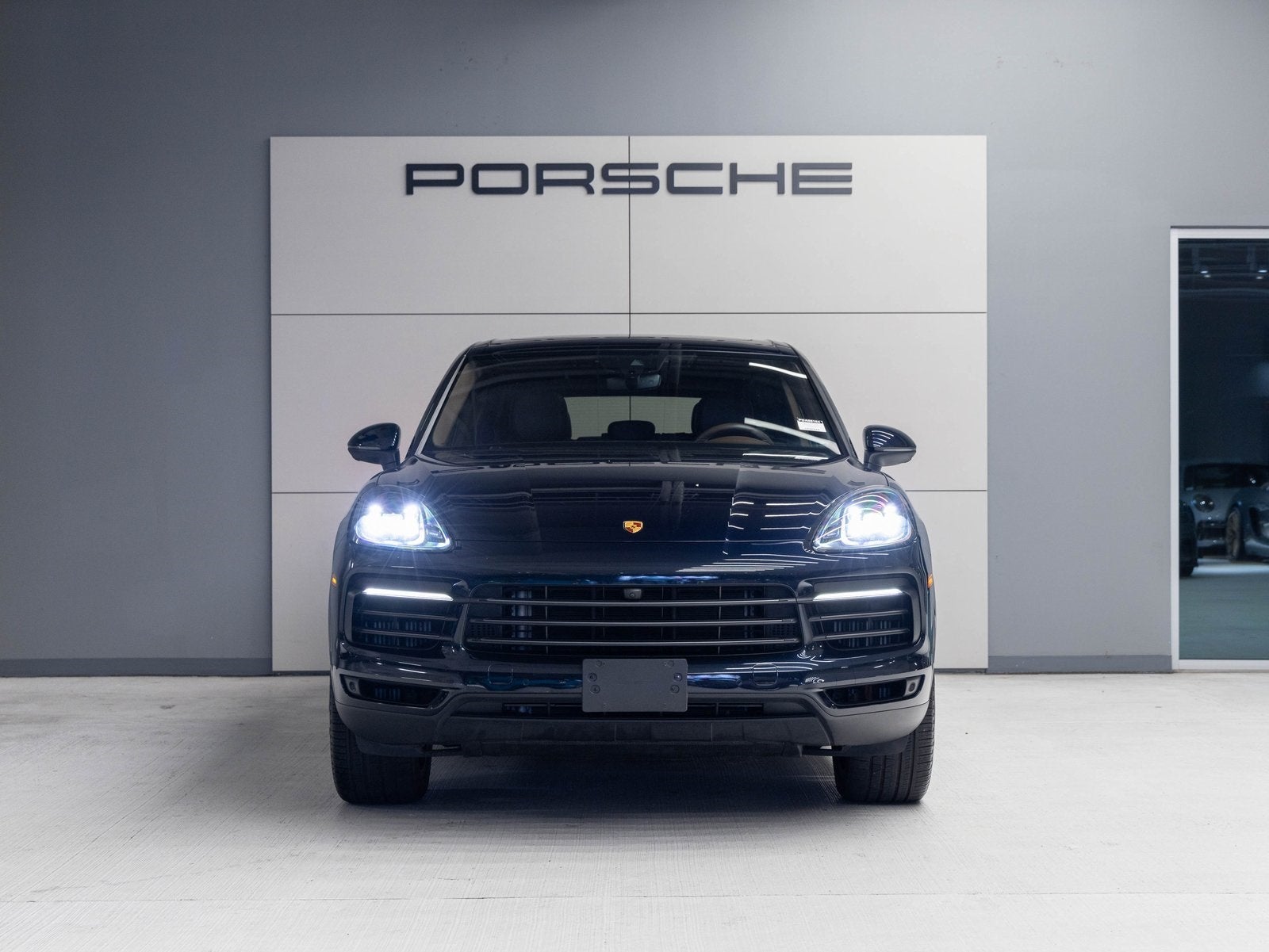 2023 Porsche Cayenne Cayenne Platinum Edition (MY23)