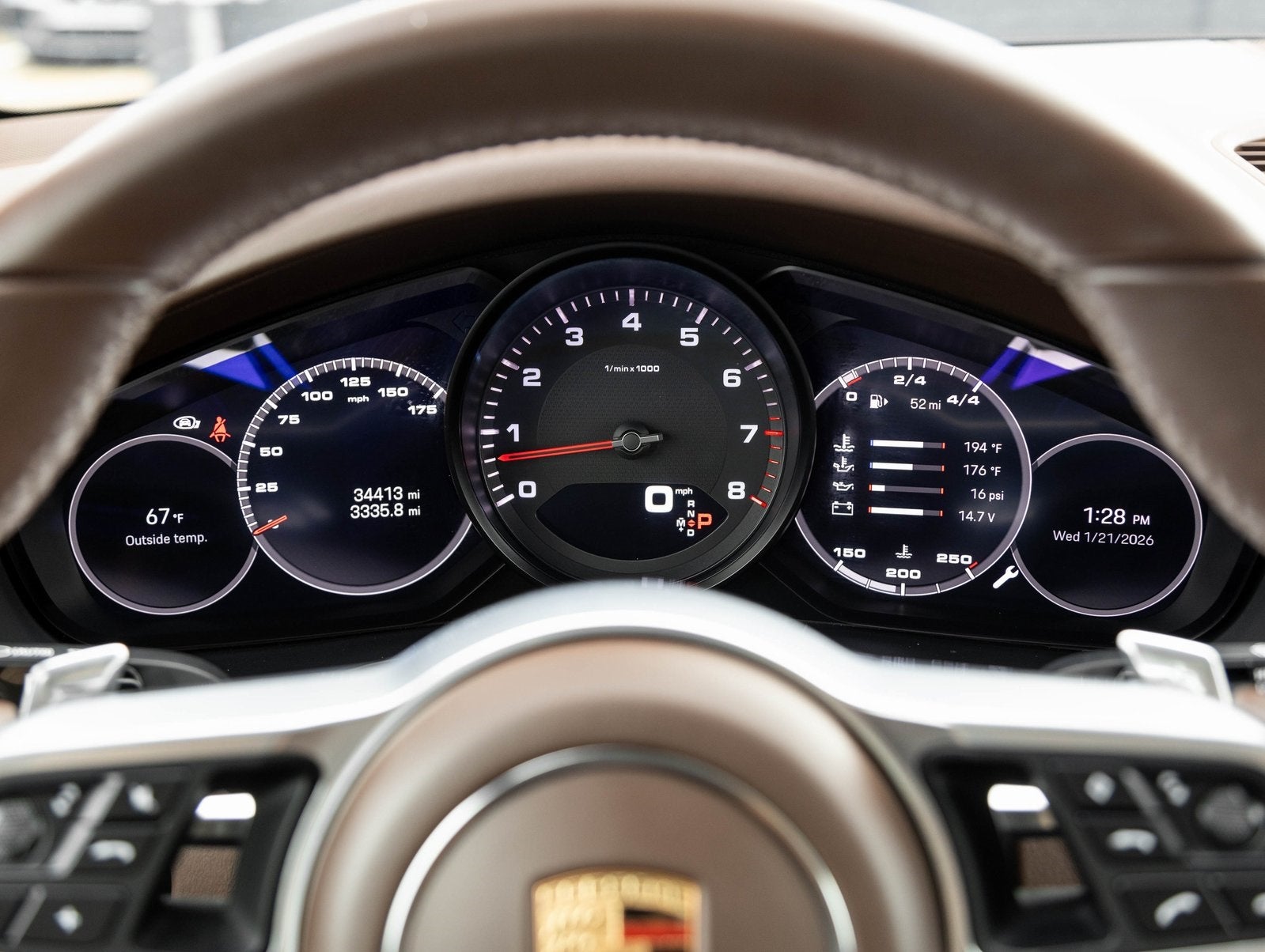 2023 Porsche Cayenne Cayenne Platinum Edition (MY23)