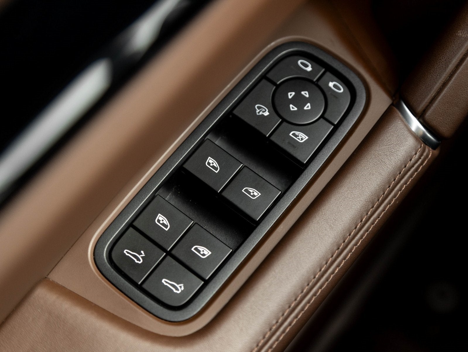 2023 Porsche Cayenne Cayenne Platinum Edition (MY23)