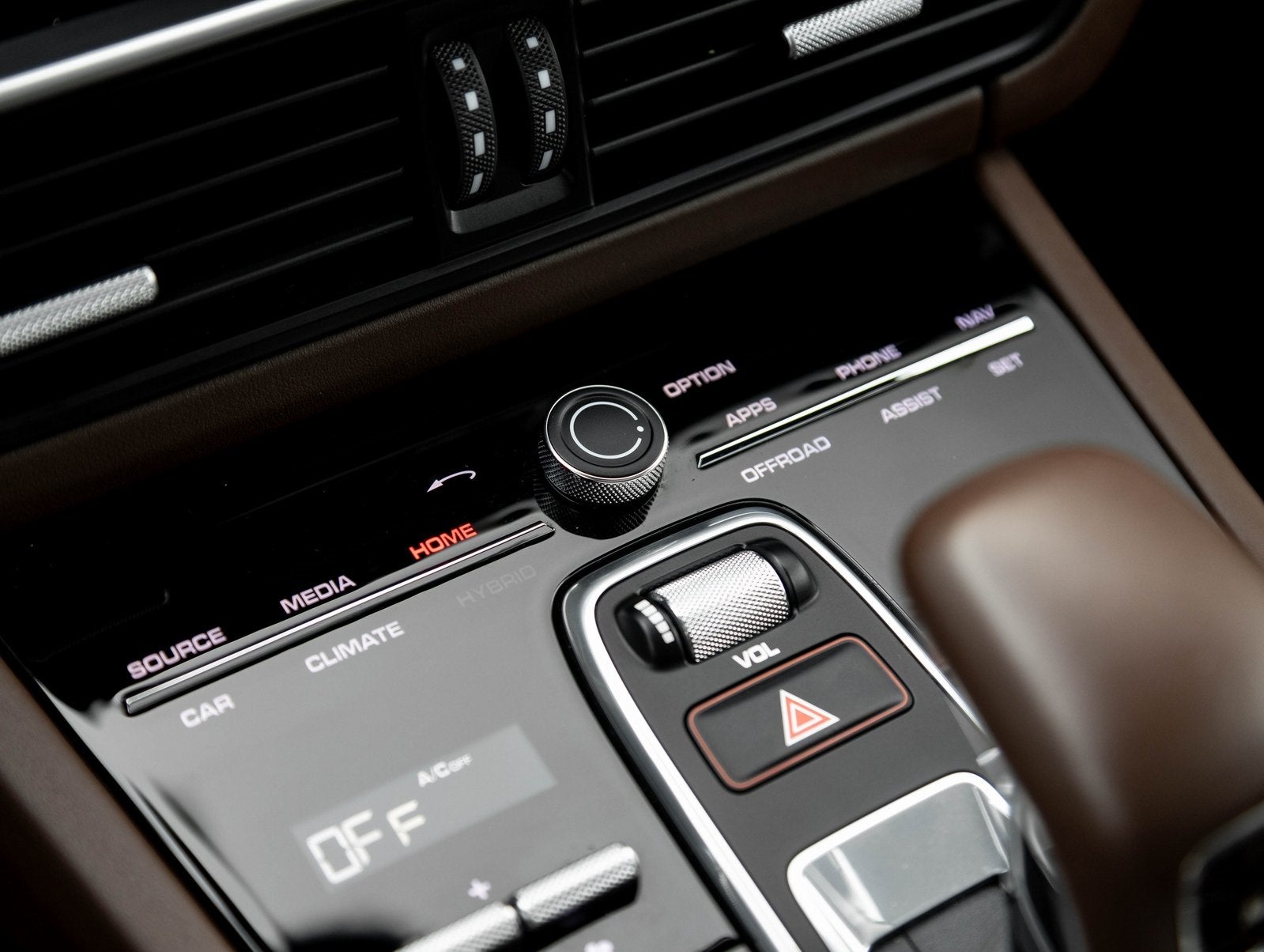 2023 Porsche Cayenne Cayenne Platinum Edition (MY23)