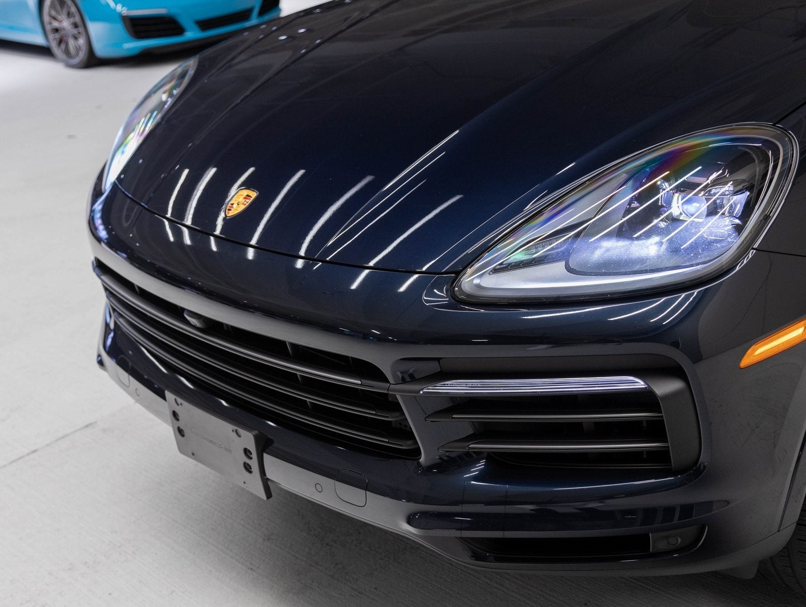 2023 Porsche Cayenne Cayenne Platinum Edition (MY23)