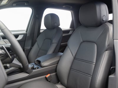 2025 Porsche Cayenne Cayenne