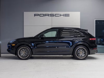2022 Porsche Cayenne Cayenne Platinum Edition (MY22)