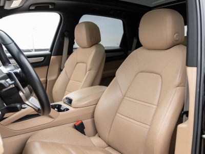 2022 Porsche Cayenne Cayenne Platinum Edition (MY22)