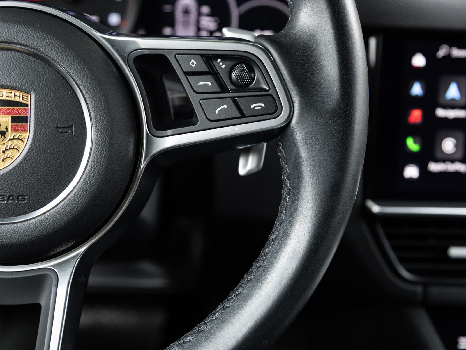2023 Porsche Cayenne Cayenne Platinum Edition (MY23)